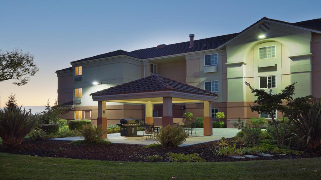 Sonesta Simply Silicon Valley Hotel